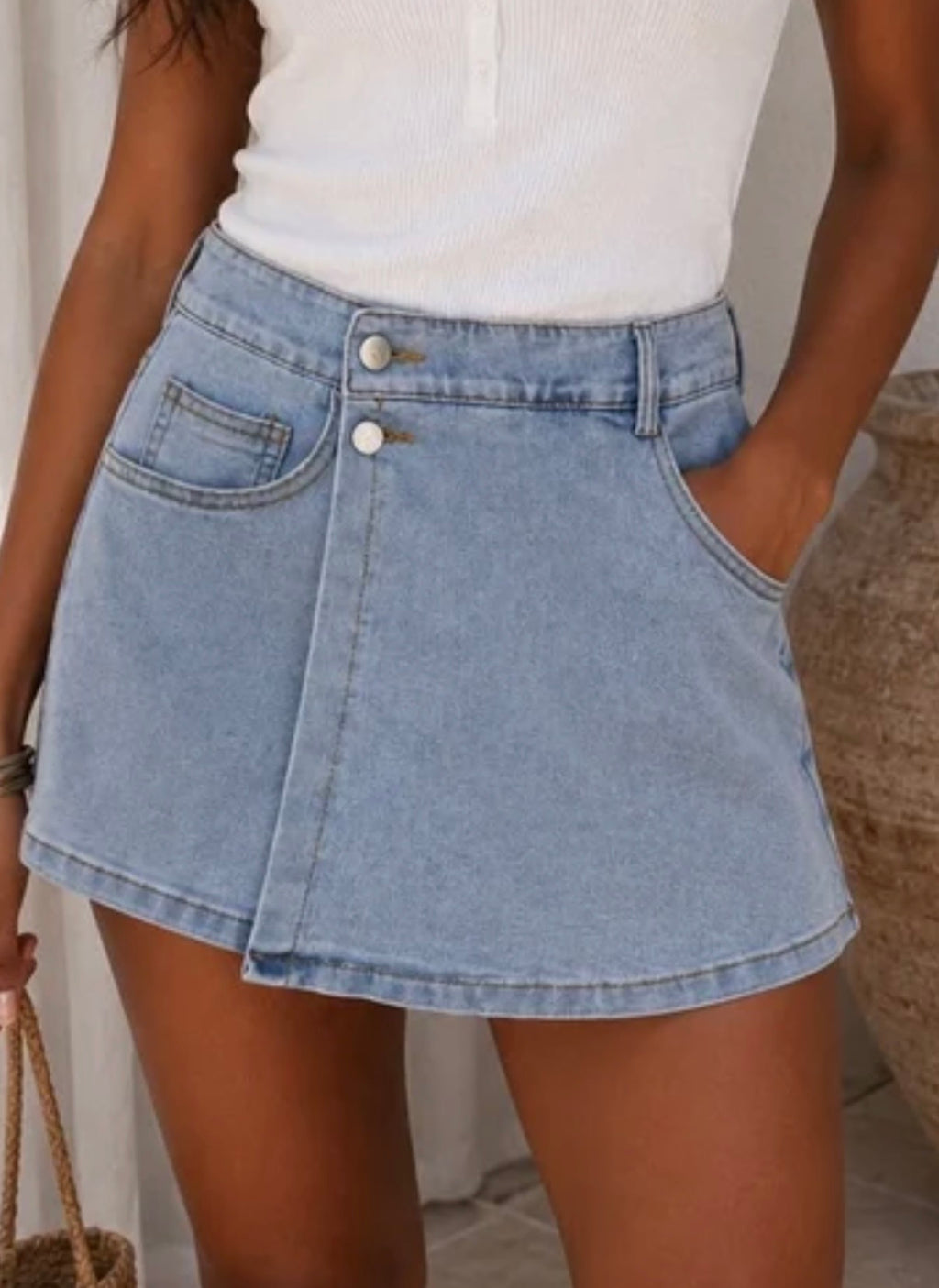 Violet short