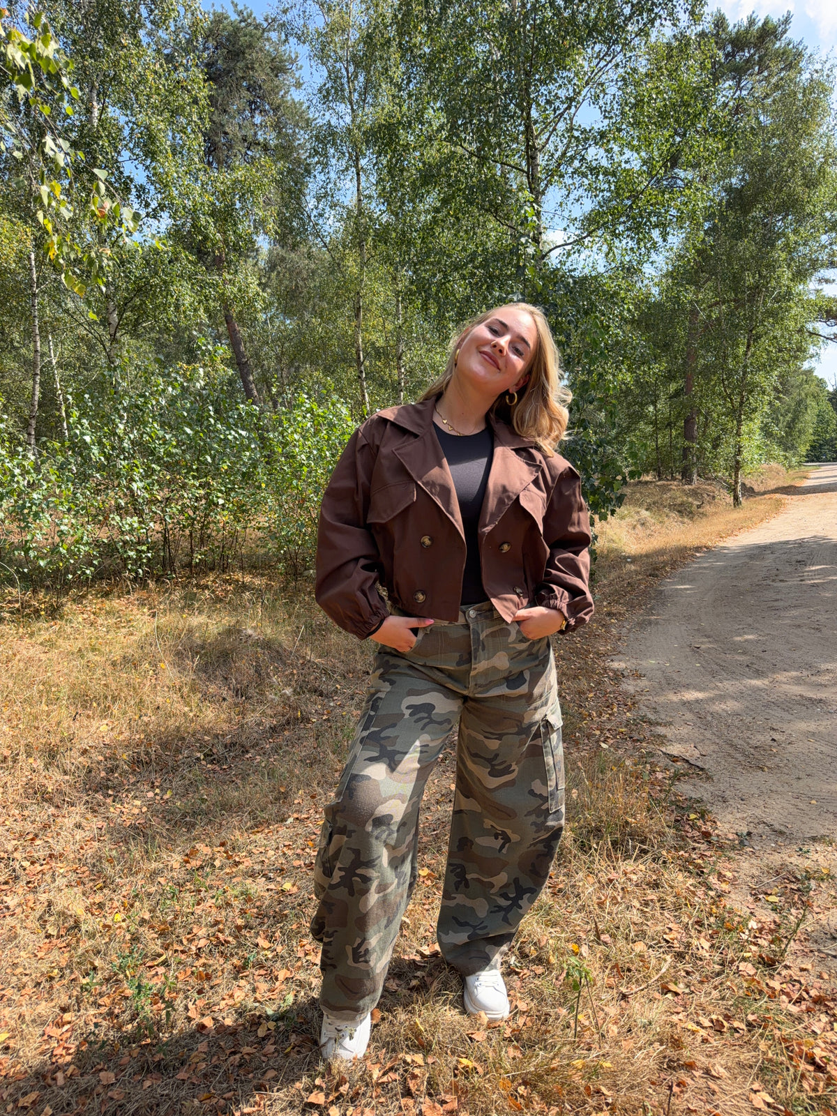 The New Label // Cropped Trenchcoat Onesize