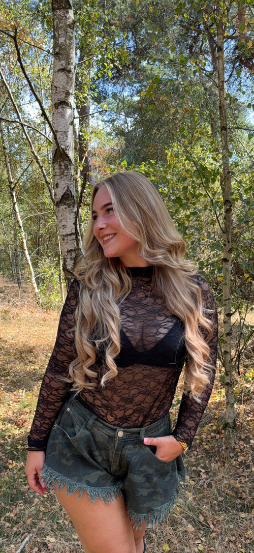 Lace top black